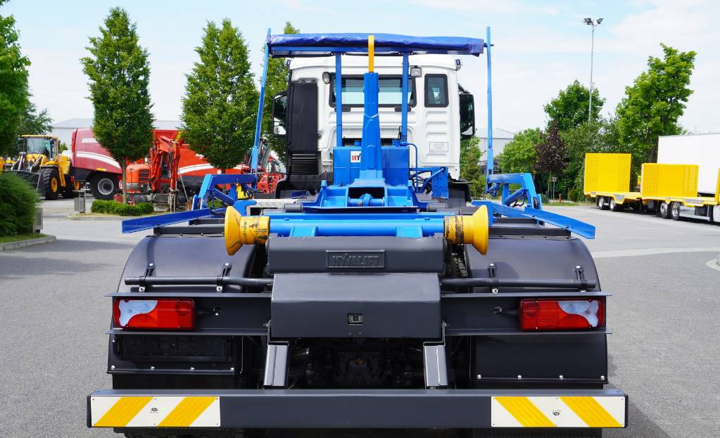 Camião polibenne MAN TGS 35.400 8×4 HYVA LIFT 32.56 SE hooklift: foto 7