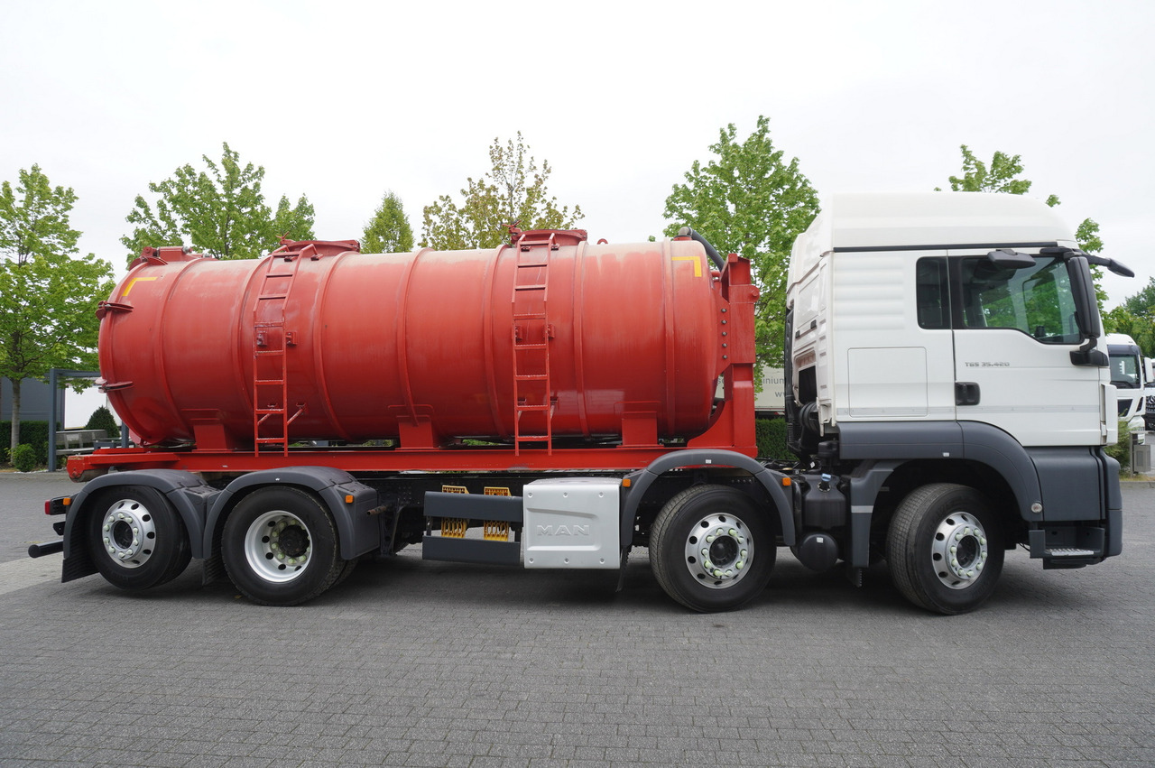 MAN TGS 35.420 8×2 / NEW septic barrel 13000 L / 3 steered axles - Cisterna de chorume: foto 5 MAN TGS 35.420 8×2 / NEW septic barrel 13000 L / 3 steered axles - Cisterna de chorume: foto 5