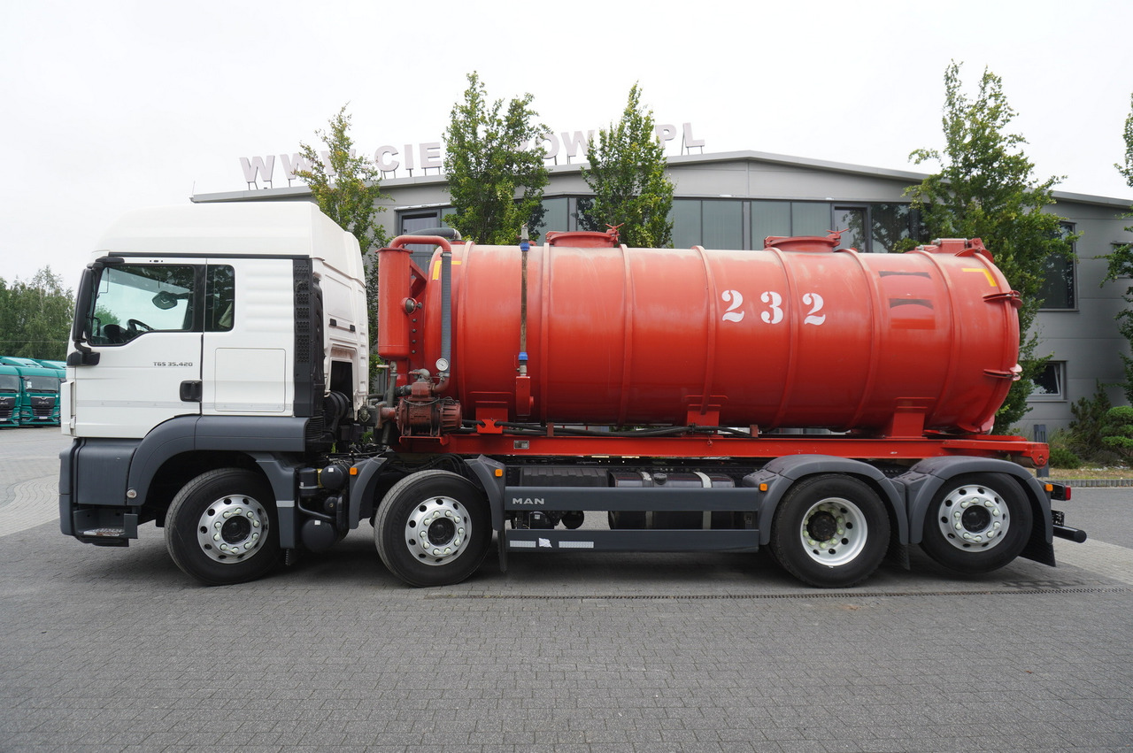 MAN TGS 35.420 8×2 / NEW septic barrel 13000 L / 3 steered axles - Cisterna de chorume: foto 2 MAN TGS 35.420 8×2 / NEW septic barrel 13000 L / 3 steered axles - Cisterna de chorume: foto 2