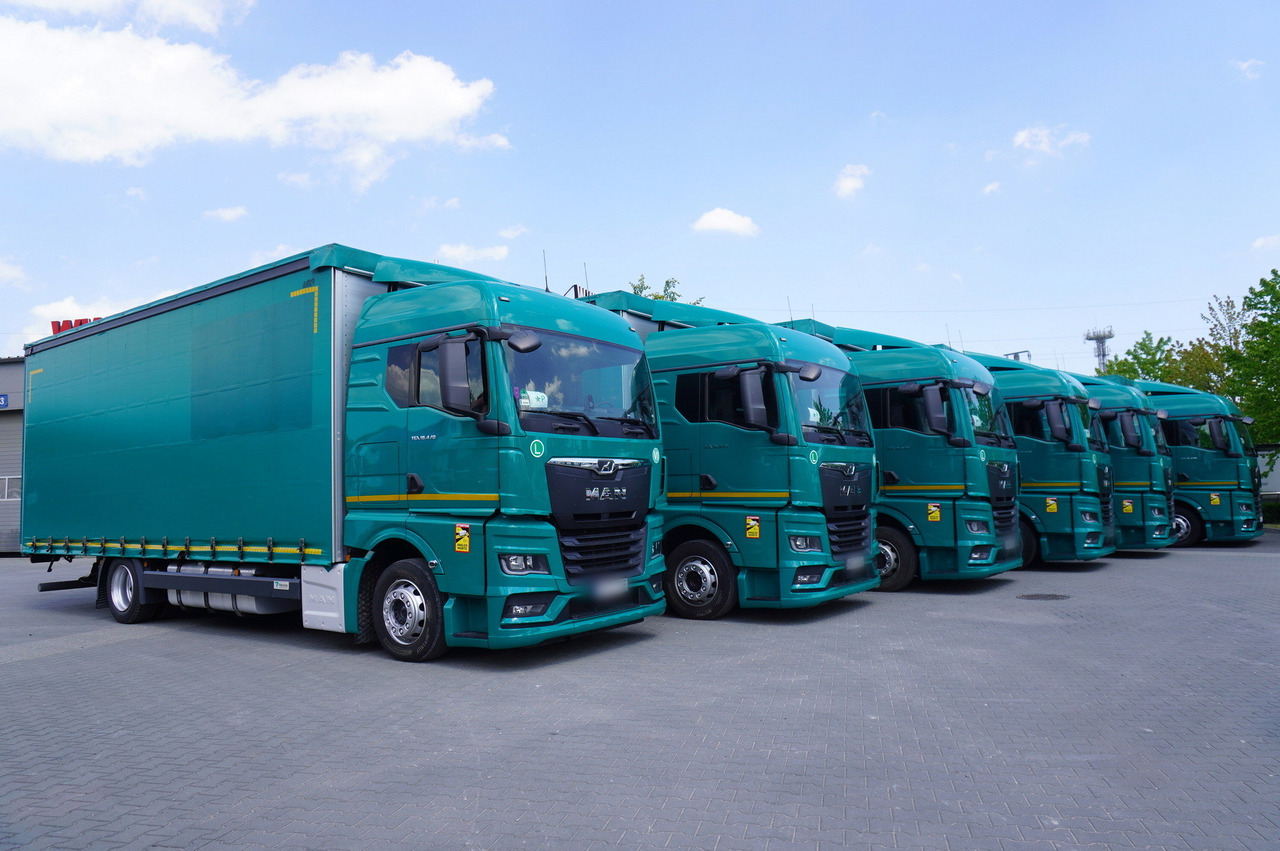 MAN TGX 18.470 / 2022 / Curtainsider 19 EPAL / Retarder / 15 units - Camião de lona: foto 2 MAN TGX 18.470 / 2022 / Curtainsider 19 EPAL / Retarder / 15 units - Camião de lona: foto 2