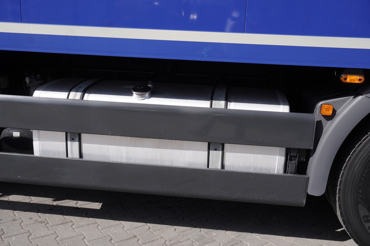 Locação financeira de MAN TGX 26.500 E6 XXL / Schmitz 19 pallets / Thermoking / steering axle MAN TGX 26.500 E6 XXL / Schmitz 19 pallets / Thermoking / steering axle: foto 14 Locação financeira de MAN TGX 26.500 E6 XXL / Schmitz 19 pallets / Thermoking / steering axle MAN TGX 26.500 E6 XXL / Schmitz 19 pallets / Thermoking / steering axle: foto 14