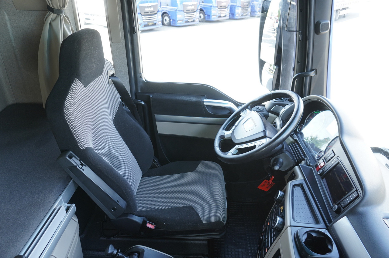 Locação financeira de MAN TGX 26.500 E6 XXL / Schmitz 19 pallets / Thermoking / steering axle MAN TGX 26.500 E6 XXL / Schmitz 19 pallets / Thermoking / steering axle: foto 38 Locação financeira de MAN TGX 26.500 E6 XXL / Schmitz 19 pallets / Thermoking / steering axle MAN TGX 26.500 E6 XXL / Schmitz 19 pallets / Thermoking / steering axle: foto 38