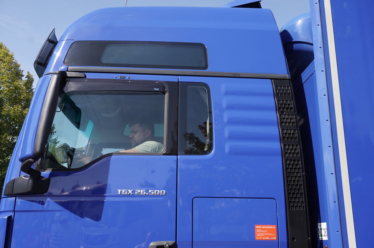 Locação financeira de MAN TGX 26.500 E6 XXL / Schmitz 19 pallets / Thermoking / steering axle MAN TGX 26.500 E6 XXL / Schmitz 19 pallets / Thermoking / steering axle: foto 27 Locação financeira de MAN TGX 26.500 E6 XXL / Schmitz 19 pallets / Thermoking / steering axle MAN TGX 26.500 E6 XXL / Schmitz 19 pallets / Thermoking / steering axle: foto 27