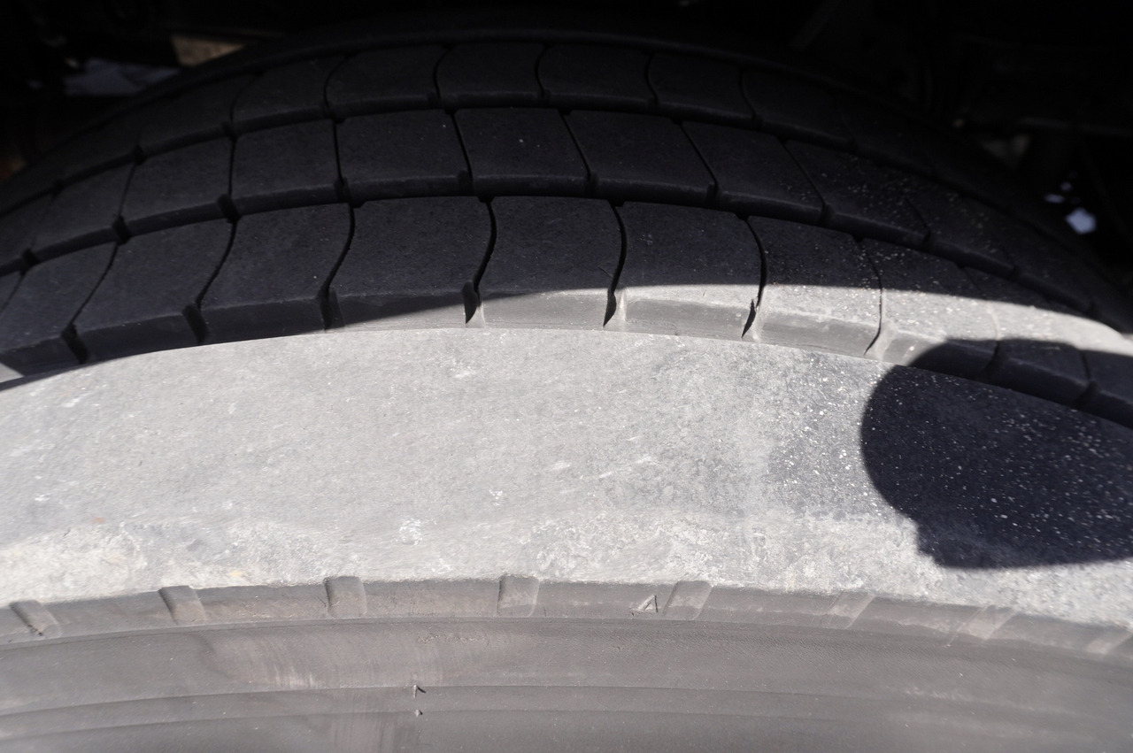 Locação financeira de MAN TGX 26.500 E6 XXL / Schmitz 19 pallets / Thermoking / steering axle MAN TGX 26.500 E6 XXL / Schmitz 19 pallets / Thermoking / steering axle: foto 21 Locação financeira de MAN TGX 26.500 E6 XXL / Schmitz 19 pallets / Thermoking / steering axle MAN TGX 26.500 E6 XXL / Schmitz 19 pallets / Thermoking / steering axle: foto 21