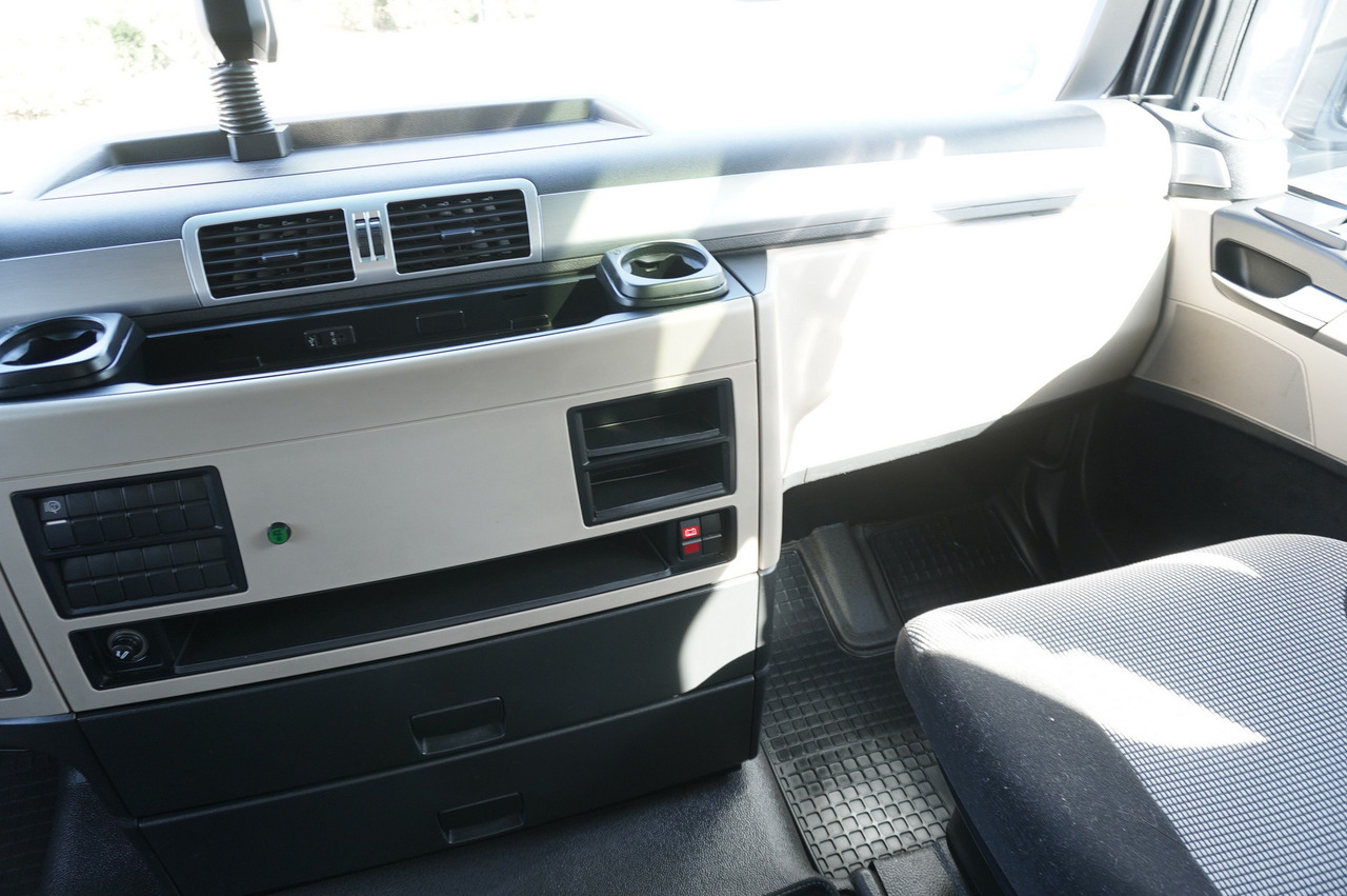 Locação financeira de MAN TGX 26.500 E6 XXL / Schmitz 19 pallets / Thermoking / steering axle MAN TGX 26.500 E6 XXL / Schmitz 19 pallets / Thermoking / steering axle: foto 37 Locação financeira de MAN TGX 26.500 E6 XXL / Schmitz 19 pallets / Thermoking / steering axle MAN TGX 26.500 E6 XXL / Schmitz 19 pallets / Thermoking / steering axle: foto 37