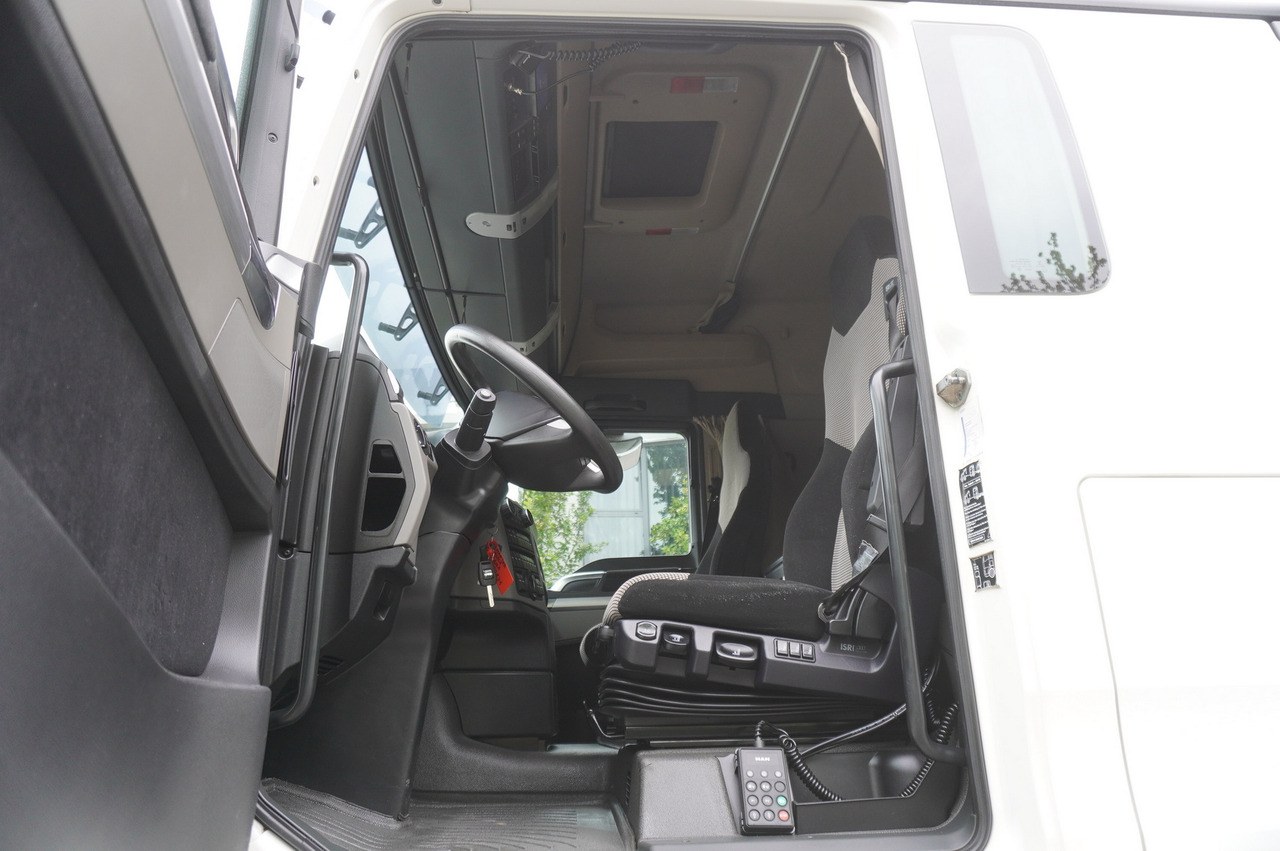 Cisterna de chorume MAN TGX 26.500 / NEW Stal Septic barrel 13000 l / steering 3rd axle: foto 12