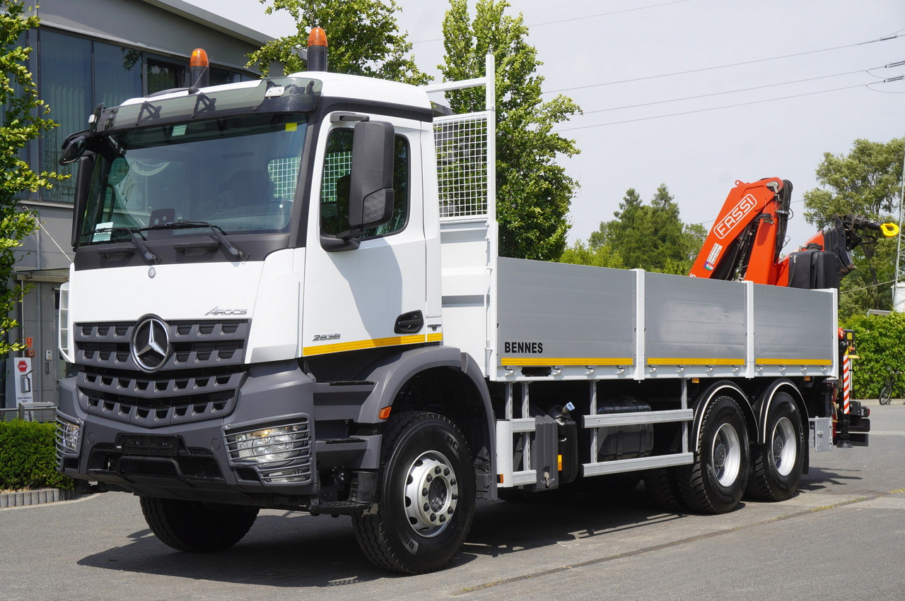 MERCEDES-BENZ AROCS 2636 Flatbed / HDS FASSI F175 7.7 T / 150,000 km - Camião de caixa aberta/ Plataforma, Camião grua: foto 3 MERCEDES-BENZ AROCS 2636 Flatbed / HDS FASSI F175 7.7 T / 150,000 km - Camião de caixa aberta/ Plataforma, Camião grua: foto 3