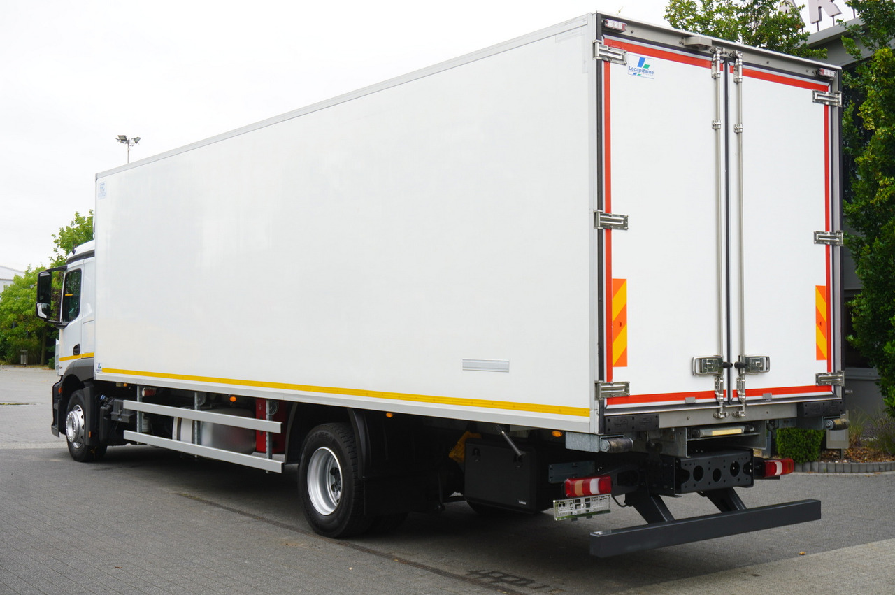 MERCEDES-BENZ Actros 1824 / Refrigerator 22 EPAL / Carrier Supra 950 / Sleeping cabin - Camião frigorífico: foto 2 MERCEDES-BENZ Actros 1824 / Refrigerator 22 EPAL / Carrier Supra 950 / Sleeping cabin - Camião frigorífico: foto 2