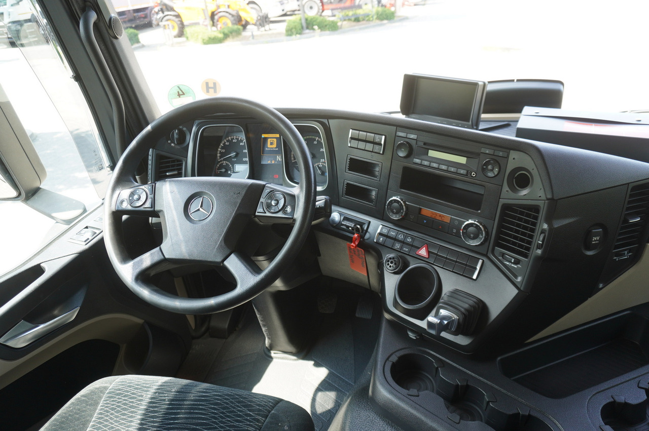 Camião basculante MERCEDES-BENZ Actros 1840 / New 3-side tipper 10 EPAL / Diff. lock / Load cap 10 t: foto 22 Camião basculante MERCEDES-BENZ Actros 1840 / New 3-side tipper 10 EPAL / Diff. lock / Load cap 10 t: foto 22