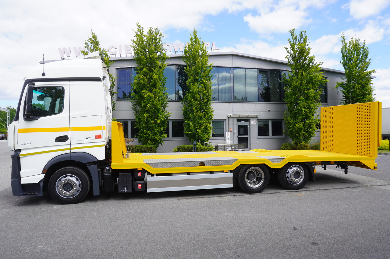 MERCEDES-BENZ Actros 2542 / NEW tow truck / steered 3rd axle - Caminhão reboque: foto 3 MERCEDES-BENZ Actros 2542 / NEW tow truck / steered 3rd axle - Caminhão reboque: foto 3