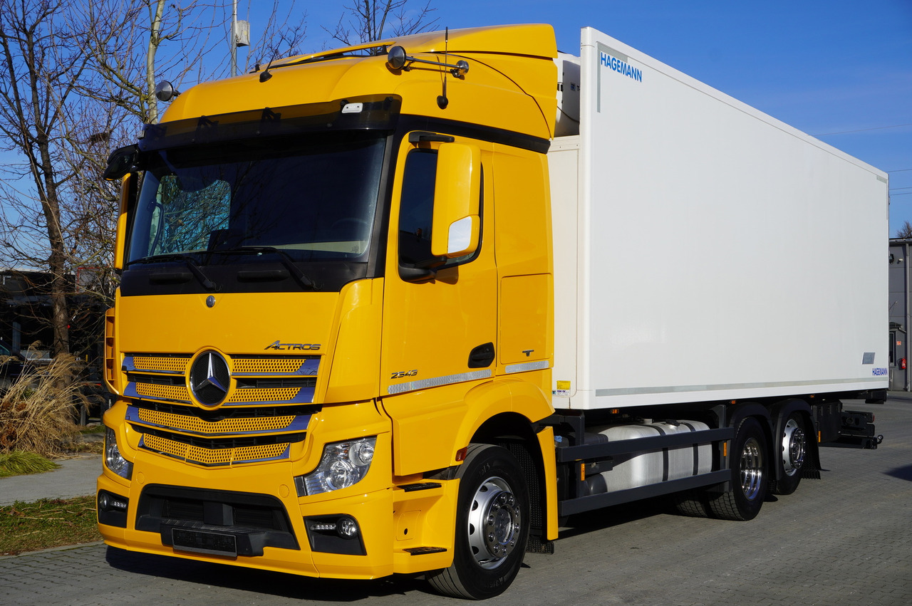 MERCEDES-BENZ Actros 2543 E6 6×2 / Refrigerated truck / ATP/FRC / 20 pallets / 260000 km!!! - Camião frigorífico: foto 3 MERCEDES-BENZ Actros 2543 E6 6×2 / Refrigerated truck / ATP/FRC / 20 pallets / 260000 km!!! - Camião frigorífico: foto 3