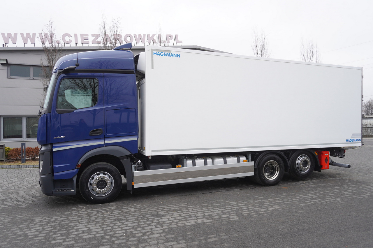 MERCEDES-BENZ Actros 2545 / 2021 / Hagemann refrigerator Multitemperature - Camião frigorífico: foto 2 MERCEDES-BENZ Actros 2545 / 2021 / Hagemann refrigerator Multitemperature - Camião frigorífico: foto 2