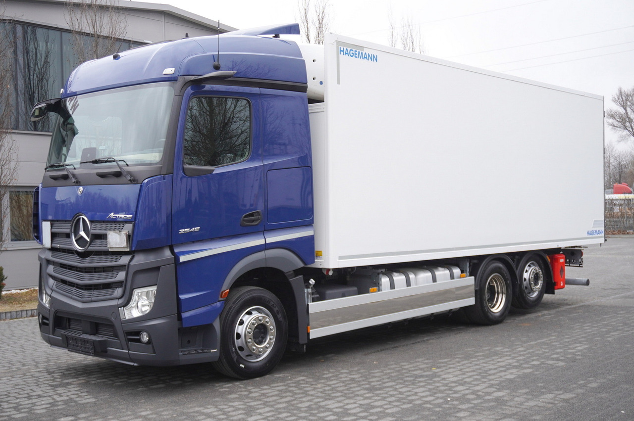 MERCEDES-BENZ Actros 2545 / 2021 / Hagemann refrigerator Multitemperature - Camião frigorífico: foto 1 MERCEDES-BENZ Actros 2545 / 2021 / Hagemann refrigerator Multitemperature - Camião frigorífico: foto 1