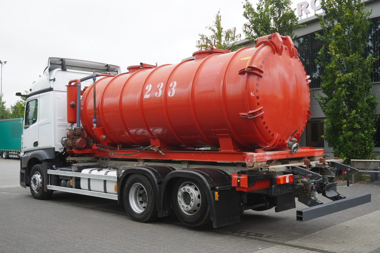 MERCEDES-BENZ Actros 2545 6 × 2 MP5 / NEW septic barrel 13000 L - Camião cisterna: foto 3 MERCEDES-BENZ Actros 2545 6 × 2 MP5 / NEW septic barrel 13000 L - Camião cisterna: foto 3