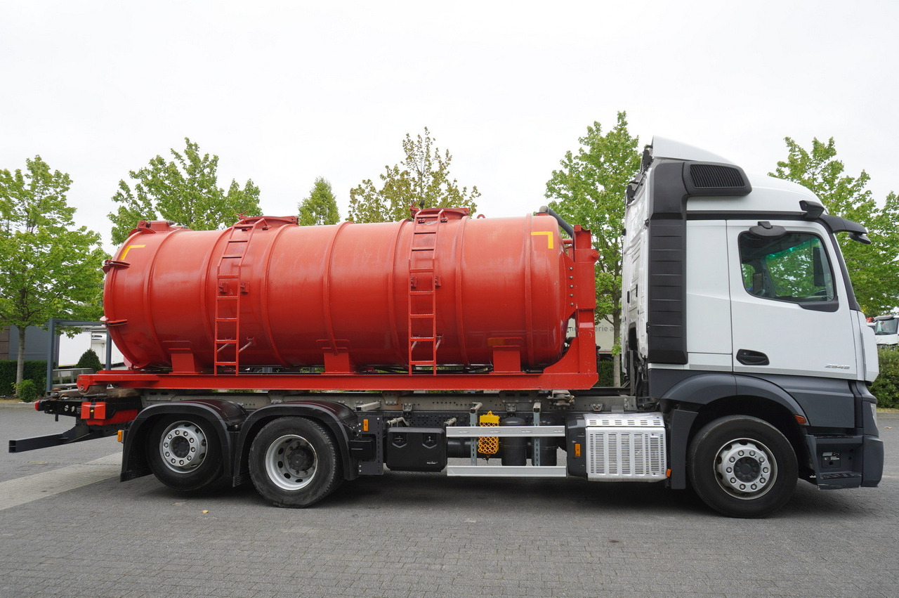MERCEDES-BENZ Actros 2545 6 × 2 MP5 / NEW septic barrel 13000 L - Camião cisterna: foto 5 MERCEDES-BENZ Actros 2545 6 × 2 MP5 / NEW septic barrel 13000 L - Camião cisterna: foto 5