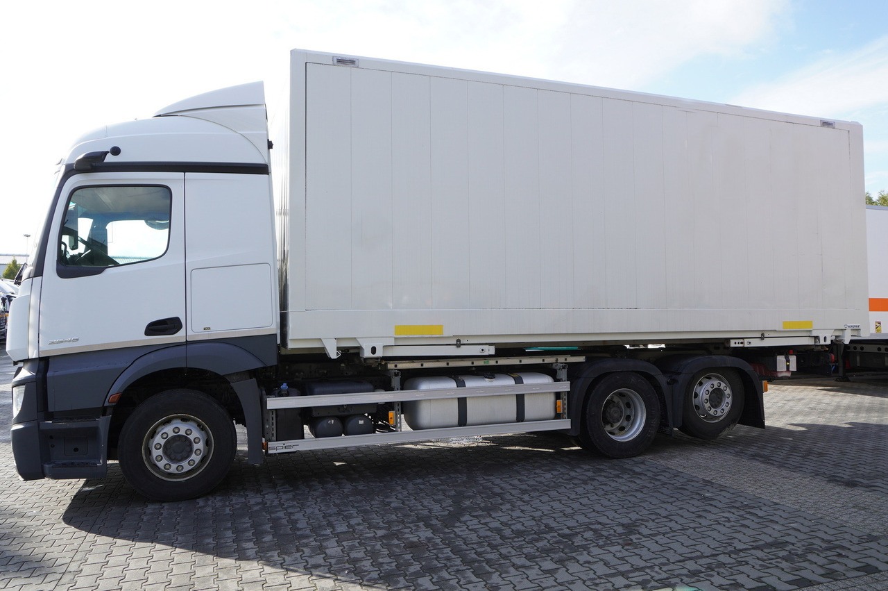 MERCEDES-BENZ Actros 2545 MP5 / KRONE 18 EPAL box body / ADR AT - Camião frigorífico: foto 5 MERCEDES-BENZ Actros 2545 MP5 / KRONE 18 EPAL box body / ADR AT - Camião frigorífico: foto 5