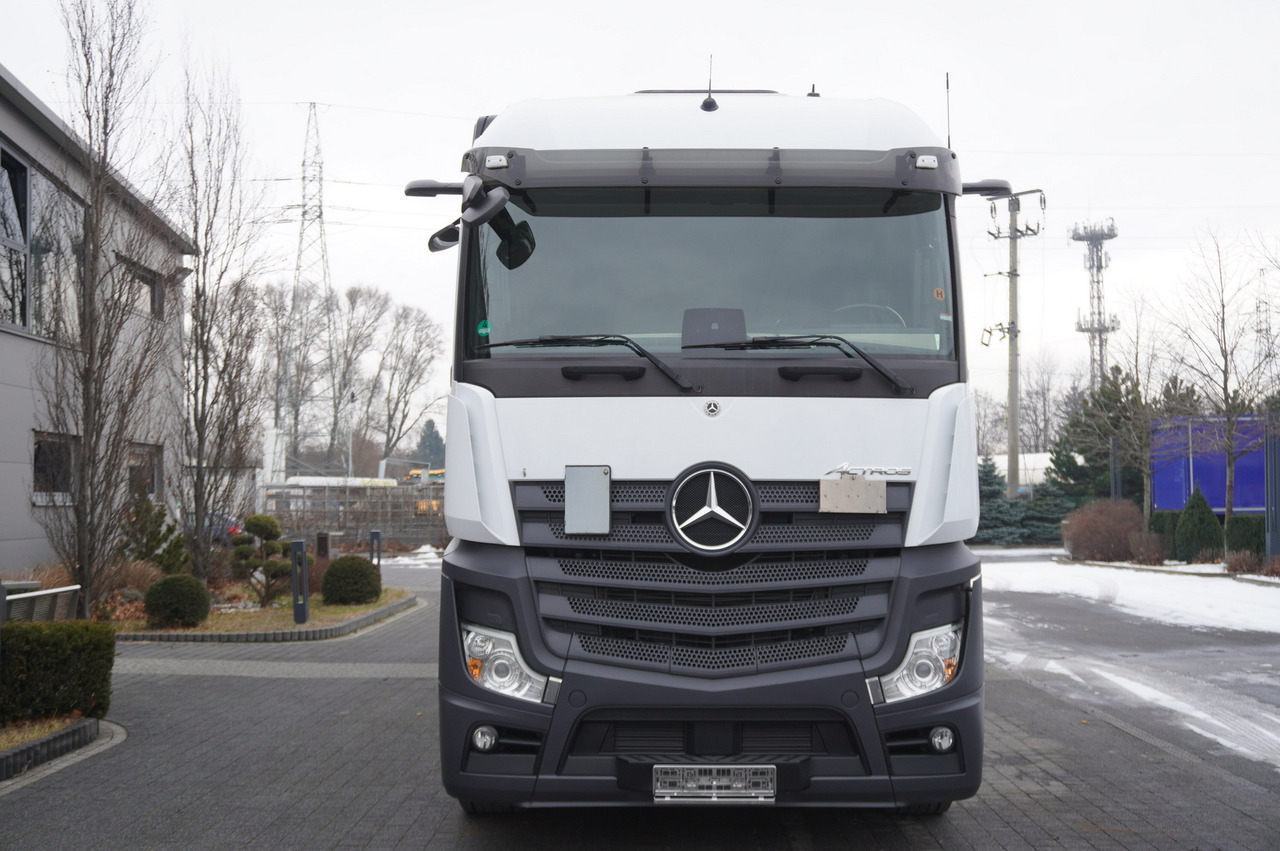 MERCEDES-BENZ Actros 2545 / Zaibas meat hook refrigerator 18 EPAL / 2022 - Camião frigorífico: foto 5 MERCEDES-BENZ Actros 2545 / Zaibas meat hook refrigerator 18 EPAL / 2022 - Camião frigorífico: foto 5
