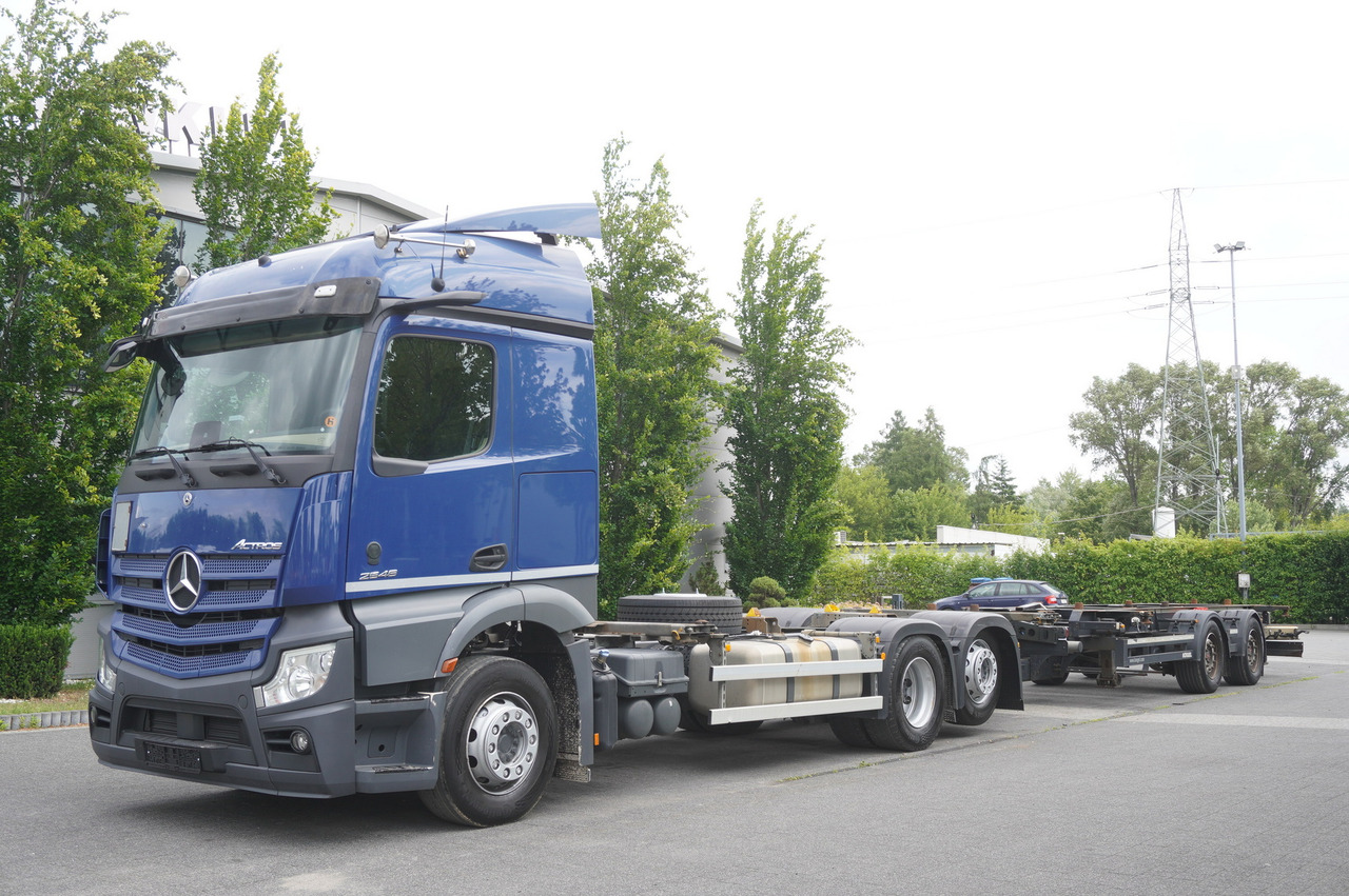 MERCEDES-BENZ Actros 2546 MP5 / BDF / 16.2 T load capacity / trailer BDF Kogel - Camião transportador de contêineres/ Caixa móvel: foto 4 MERCEDES-BENZ Actros 2546 MP5 / BDF / 16.2 T load capacity / trailer BDF Kogel - Camião transportador de contêineres/ Caixa móvel: foto 4