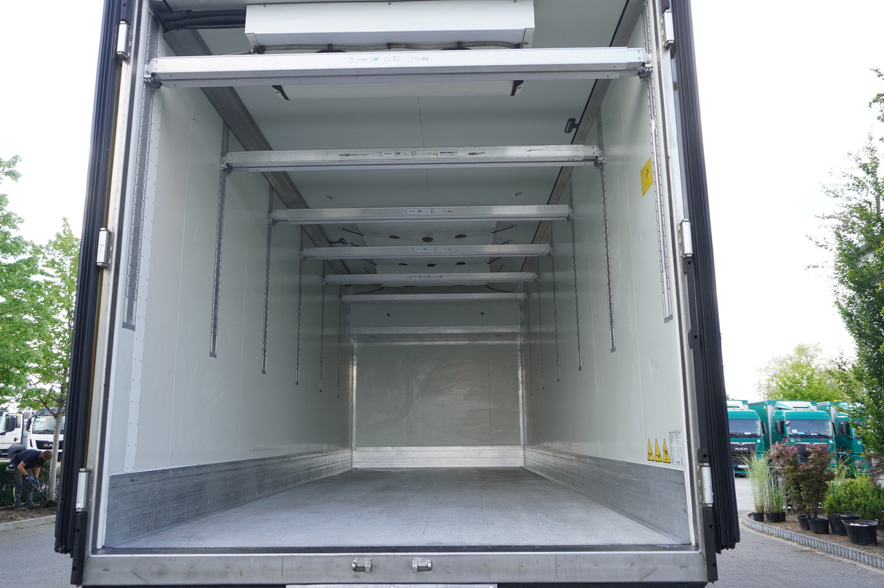 MERCEDES-BENZ Actros 2548 MP5 / Krone Refrigerator Multitemperature / Doppelstock 36 EPAL / GIGA Space cabin - Camião frigorífico: foto 4 MERCEDES-BENZ Actros 2548 MP5 / Krone Refrigerator Multitemperature / Doppelstock 36 EPAL / GIGA Space cabin - Camião frigorífico: foto 4