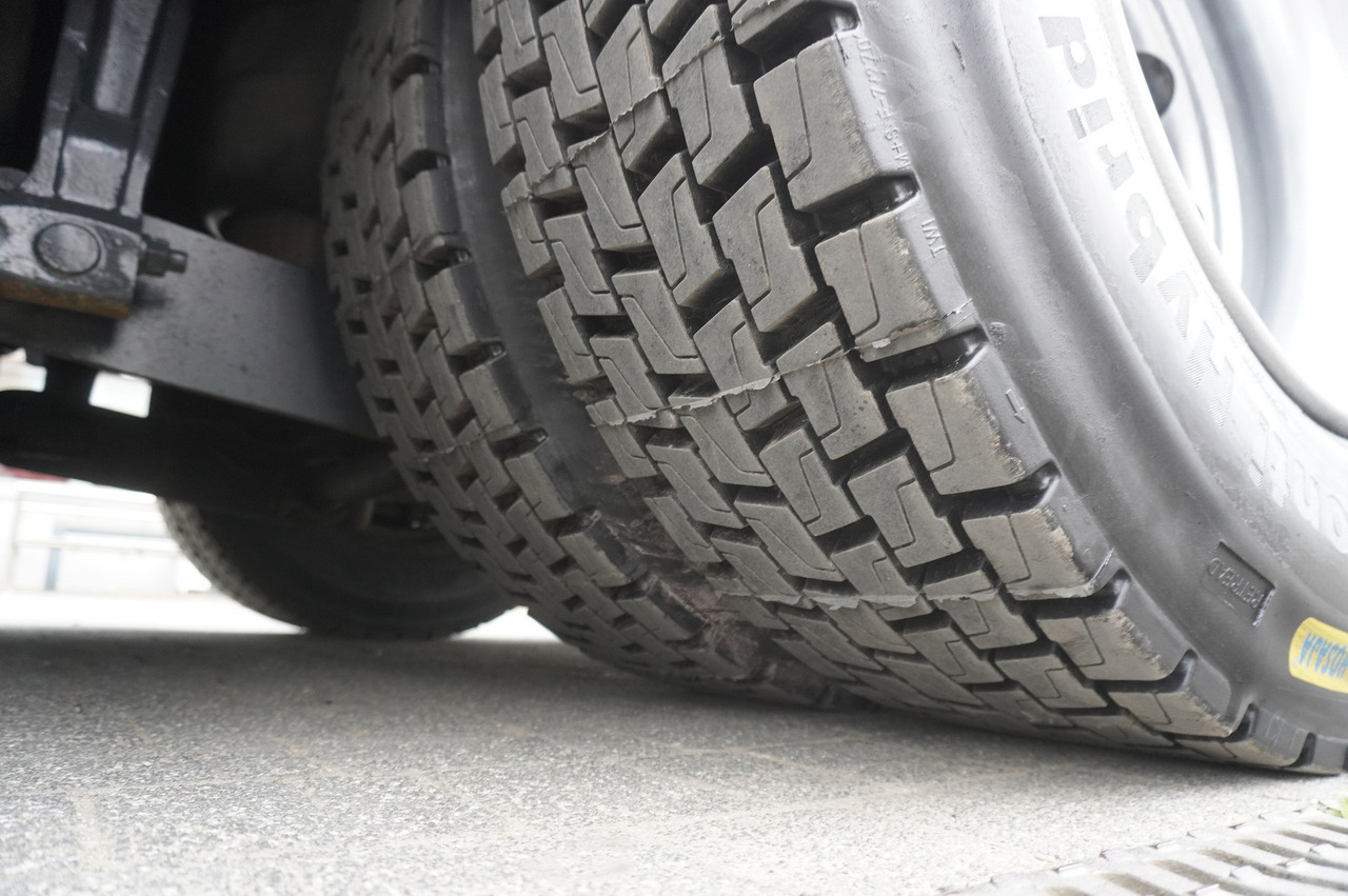 Camião de caixa aberta/ Plataforma MERCEDES-BENZ Actros 3563 8x4 / Tipper for grain 20 t load capacity: foto 22 Camião de caixa aberta/ Plataforma MERCEDES-BENZ Actros 3563 8x4 / Tipper for grain 20 t load capacity: foto 22