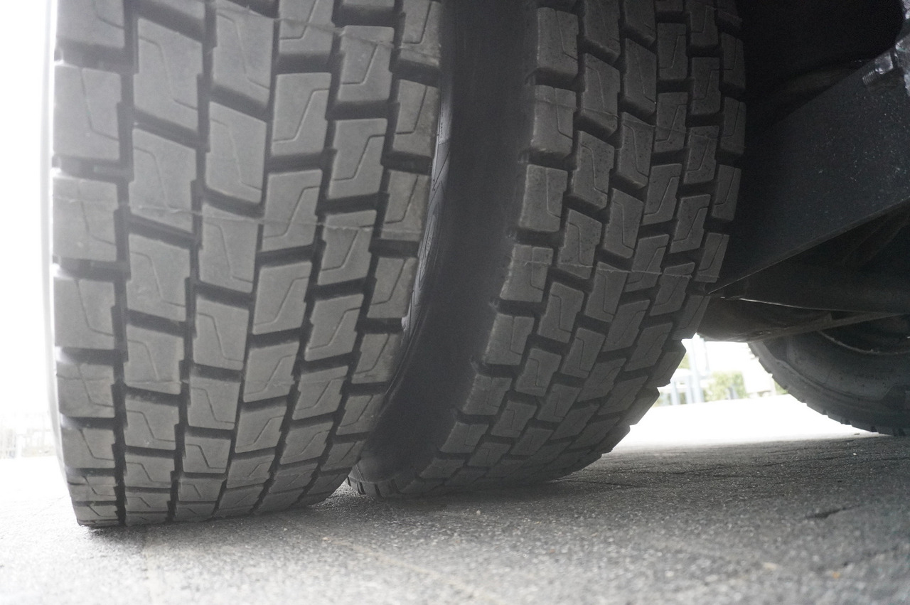 Camião de caixa aberta/ Plataforma MERCEDES-BENZ Actros 3563 8x4 / Tipper for grain 20 t load capacity: foto 24 Camião de caixa aberta/ Plataforma MERCEDES-BENZ Actros 3563 8x4 / Tipper for grain 20 t load capacity: foto 24