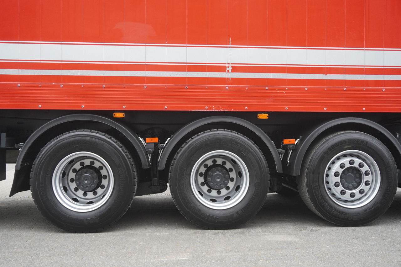 Camião de caixa aberta/ Plataforma MERCEDES-BENZ Actros 3563 8x4 / Tipper for grain 20 t load capacity: foto 21 Camião de caixa aberta/ Plataforma MERCEDES-BENZ Actros 3563 8x4 / Tipper for grain 20 t load capacity: foto 21