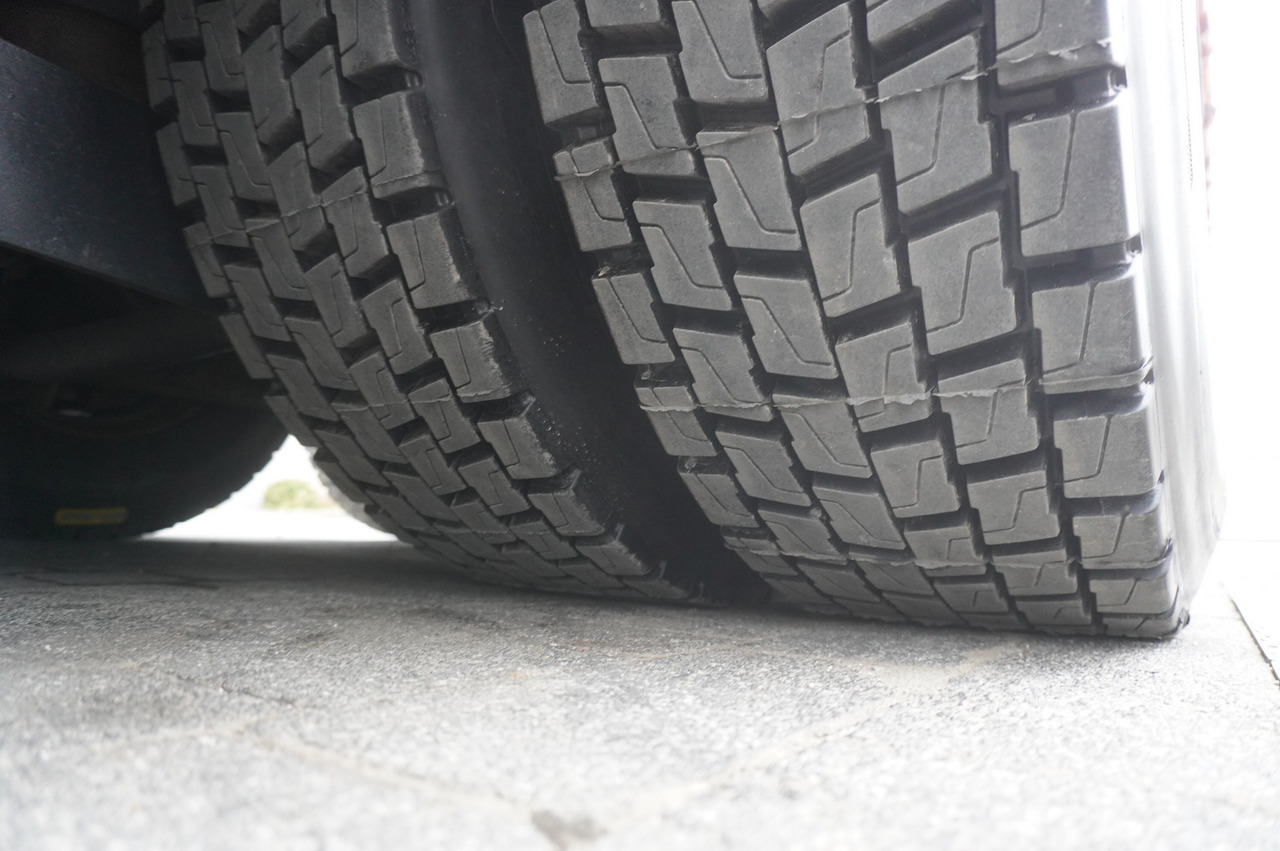 Camião de caixa aberta/ Plataforma MERCEDES-BENZ Actros 3563 8x4 / Tipper for grain 20 t load capacity: foto 23 Camião de caixa aberta/ Plataforma MERCEDES-BENZ Actros 3563 8x4 / Tipper for grain 20 t load capacity: foto 23