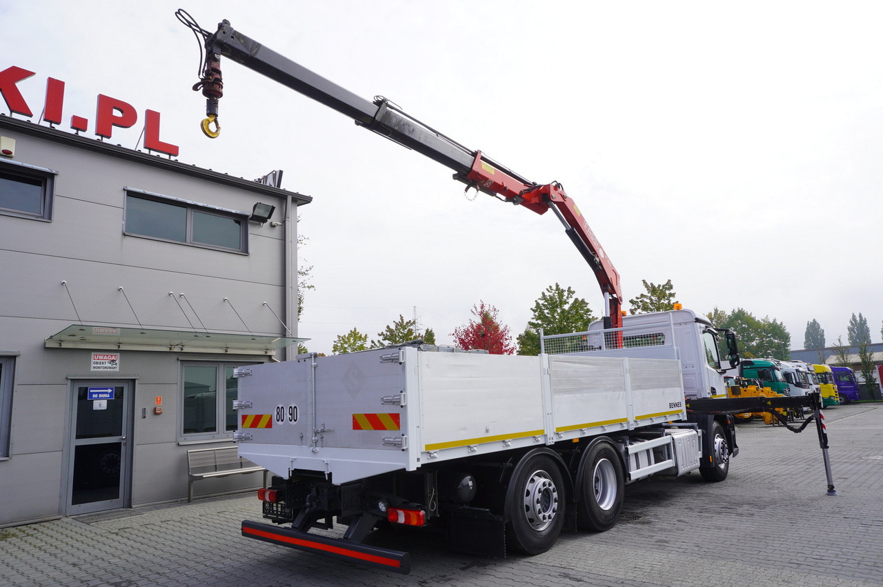 MERCEDES-BENZ Antos 2540 / Flatbed 15 EPAL / Fassi F165 / 6.1 t / 8 m reach / remote control / rotator / 1600 MTH / steered axle - Camião grua: foto 3 MERCEDES-BENZ Antos 2540 / Flatbed 15 EPAL / Fassi F165 / 6.1 t / 8 m reach / remote control / rotator / 1600 MTH / steered axle - Camião grua: foto 3