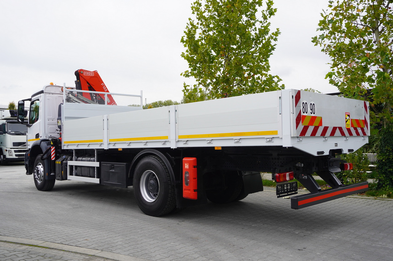 MERCEDES-BENZ Arocs 1830 / Flatbed 16 EPAL / HDS Fassi 155 / Reach 8 m / Load capacity 6160 kg - Camião de caixa aberta/ Plataforma, Camião grua: foto 5 MERCEDES-BENZ Arocs 1830 / Flatbed 16 EPAL / HDS Fassi 155 / Reach 8 m / Load capacity 6160 kg - Camião de caixa aberta/ Plataforma, Camião grua: foto 5