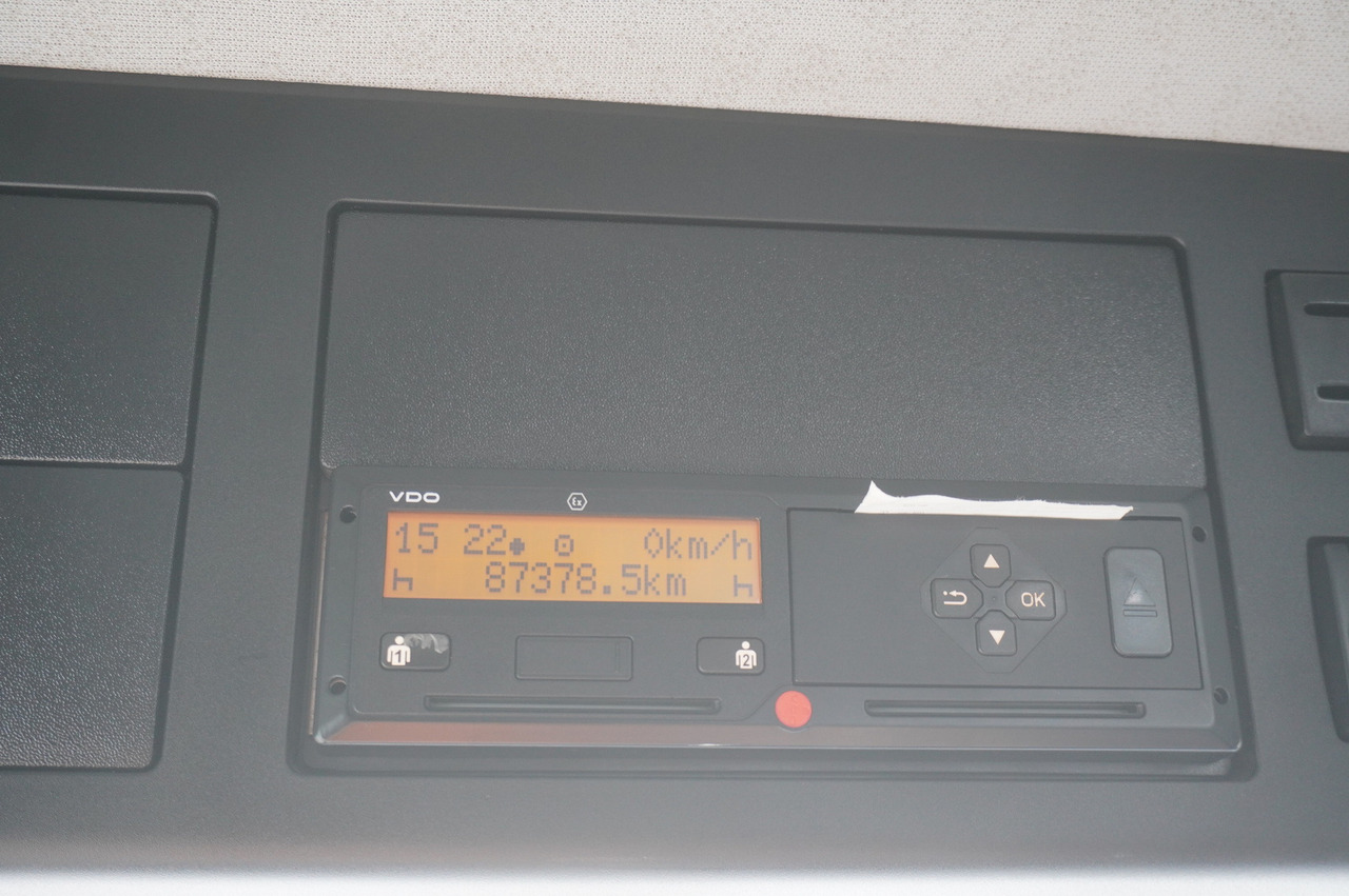 MERCEDES-BENZ Arocs 1833 / 87,000 km!!! / Hds HIAB X-DUO 128 B-2 / three-sided tipper - Camião de caixa aberta/ Plataforma, Camião grua: foto 2 MERCEDES-BENZ Arocs 1833 / 87,000 km!!! / Hds HIAB X-DUO 128 B-2 / three-sided tipper - Camião de caixa aberta/ Plataforma, Camião grua: foto 2