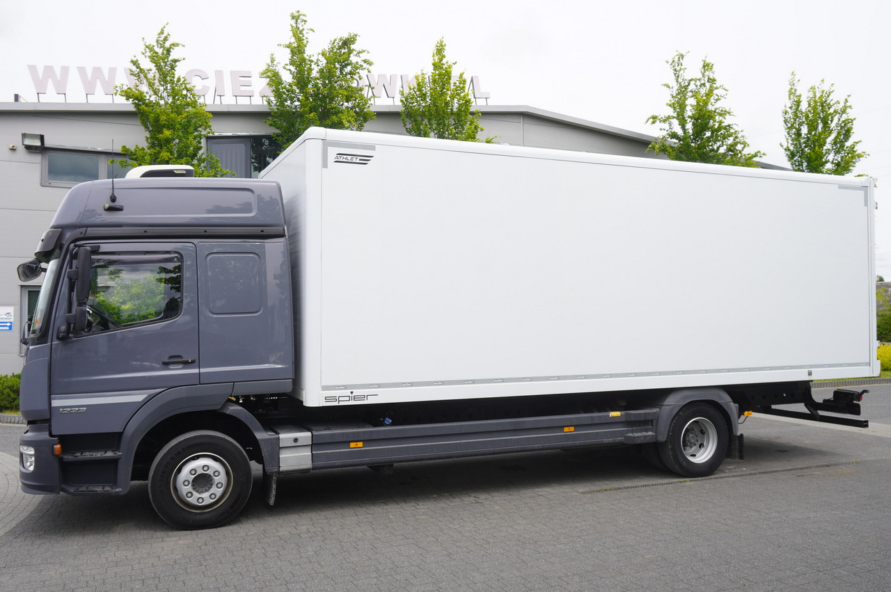 MERCEDES-BENZ Atego 1223 / 18 EPAL box / 2021 / sleeping cab - Camião furgão: foto 3 MERCEDES-BENZ Atego 1223 / 18 EPAL box / 2021 / sleeping cab - Camião furgão: foto 3