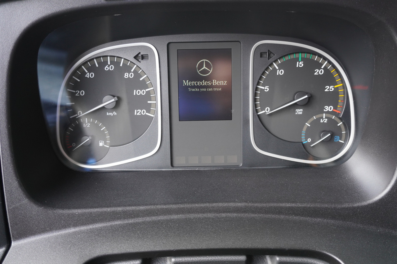 Camião frigorífico MERCEDES-BENZ Atego 1530 E6 Lamberet refrigerated truck 17 pallets / load capacity 7t: foto 19