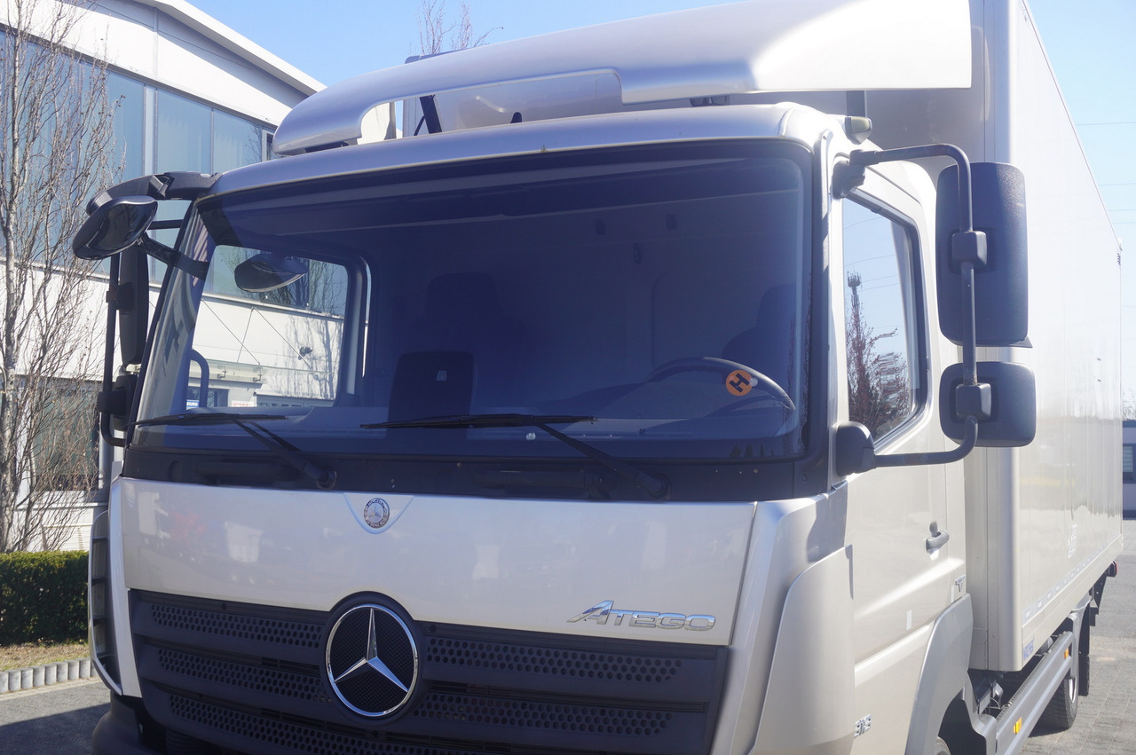 Camião furgão MERCEDES-BENZ Atego 818 / Box superstructure / DAUTEL tailgate 1.5 T: foto 11 Camião furgão MERCEDES-BENZ Atego 818 / Box superstructure / DAUTEL tailgate 1.5 T: foto 11