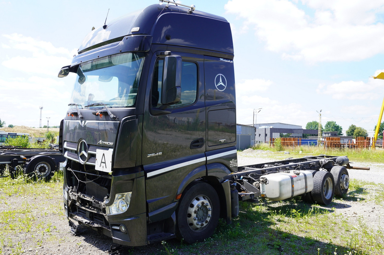 MERCEDES-BENZ Actros 2545 GIGA / without engine - Peça de reposição: foto 2 MERCEDES-BENZ Actros 2545 GIGA / without engine - Peça de reposição: foto 2