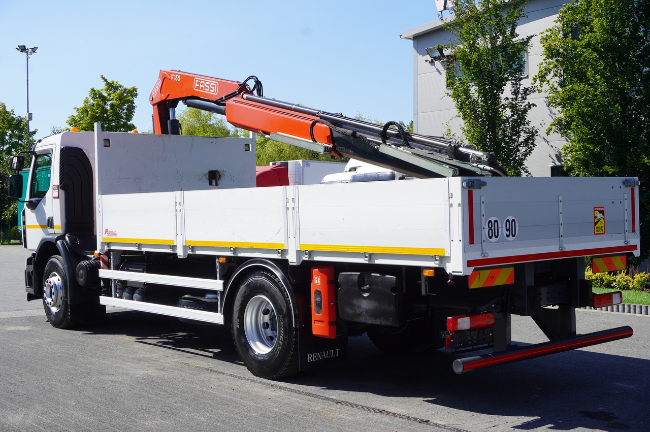 RENAULT C280 DTI 8 / FASSI crane 5.6 T / range 8 m / Flatbed 15 EPAL - Camião grua: foto 2 RENAULT C280 DTI 8 / FASSI crane 5.6 T / range 8 m / Flatbed 15 EPAL - Camião grua: foto 2