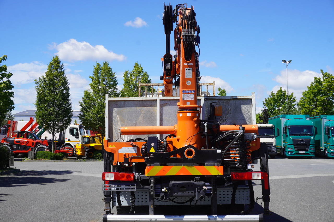 RENAULT C380 Comfort 6x4 / Atlas 6.1 T crane / range 12.3 m - Camião grua: foto 3 RENAULT C380 Comfort 6x4 / Atlas 6.1 T crane / range 12.3 m - Camião grua: foto 3