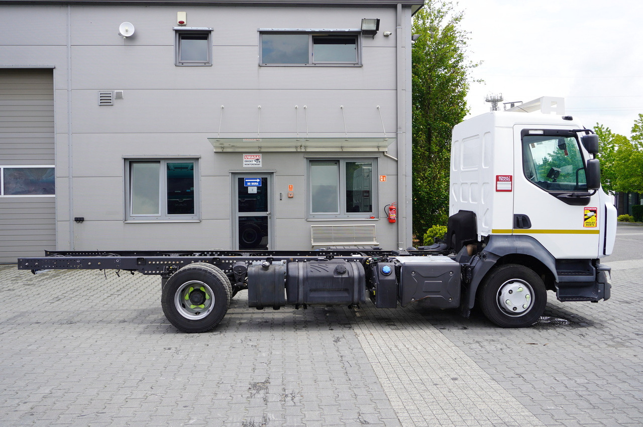 RENAULT D12 / Chassis 5.6 m / Differential lock / 160 tho. km - Camião chassi: foto 5 RENAULT D12 / Chassis 5.6 m / Differential lock / 160 tho. km - Camião chassi: foto 5