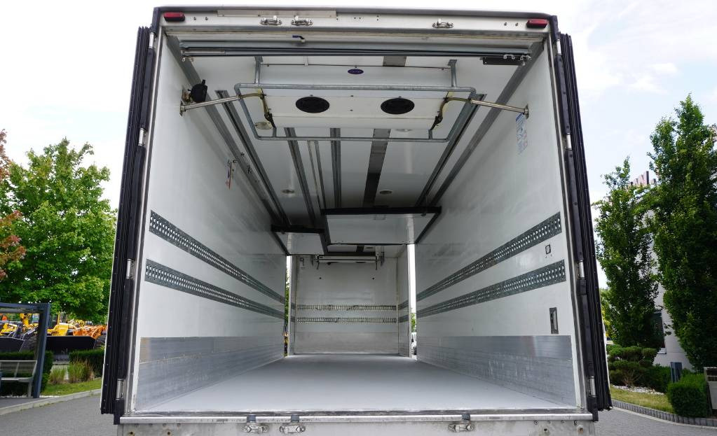 Locação financeira de RENAULT D19 285 HP E6 Cold storage/ ATP/FNA / 22 Pallets / BITEMPERATURE RENAULT D19 285 HP E6 Cold storage/ ATP/FNA / 22 Pallets / BITEMPERATURE: foto 8 Locação financeira de RENAULT D19 285 HP E6 Cold storage/ ATP/FNA / 22 Pallets / BITEMPERATURE RENAULT D19 285 HP E6 Cold storage/ ATP/FNA / 22 Pallets / BITEMPERATURE: foto 8