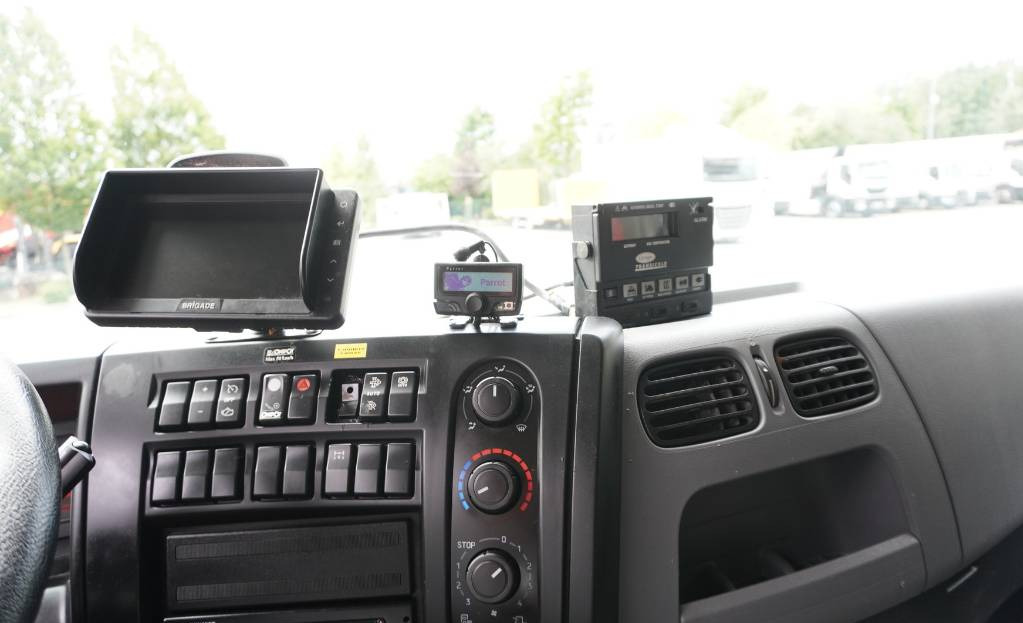 Locação financeira de RENAULT D19 285 HP E6 Cold storage/ ATP/FNA / 22 Pallets / BITEMPERATURE RENAULT D19 285 HP E6 Cold storage/ ATP/FNA / 22 Pallets / BITEMPERATURE: foto 16 Locação financeira de RENAULT D19 285 HP E6 Cold storage/ ATP/FNA / 22 Pallets / BITEMPERATURE RENAULT D19 285 HP E6 Cold storage/ ATP/FNA / 22 Pallets / BITEMPERATURE: foto 16