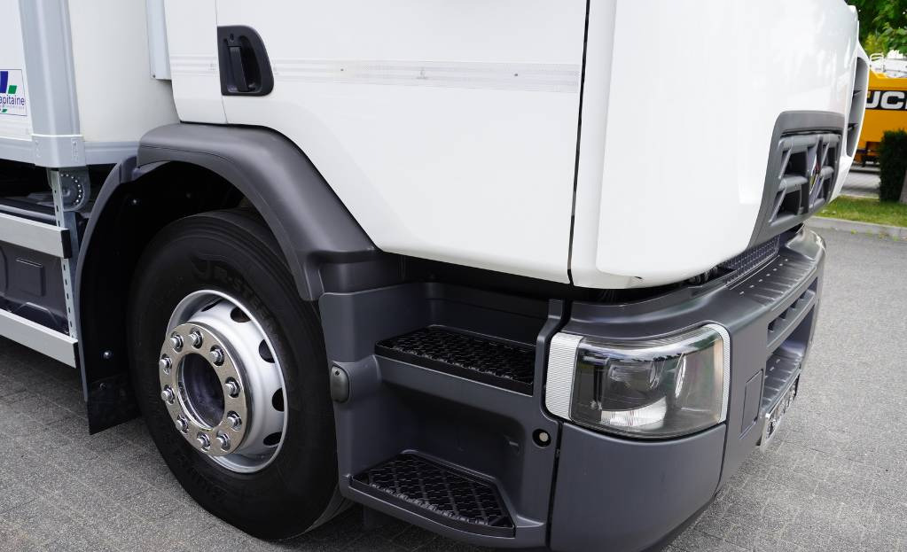 Locação financeira de RENAULT D19 285 HP E6 Cold storage/ ATP/FNA / 22 Pallets / BITEMPERATURE RENAULT D19 285 HP E6 Cold storage/ ATP/FNA / 22 Pallets / BITEMPERATURE: foto 22 Locação financeira de RENAULT D19 285 HP E6 Cold storage/ ATP/FNA / 22 Pallets / BITEMPERATURE RENAULT D19 285 HP E6 Cold storage/ ATP/FNA / 22 Pallets / BITEMPERATURE: foto 22