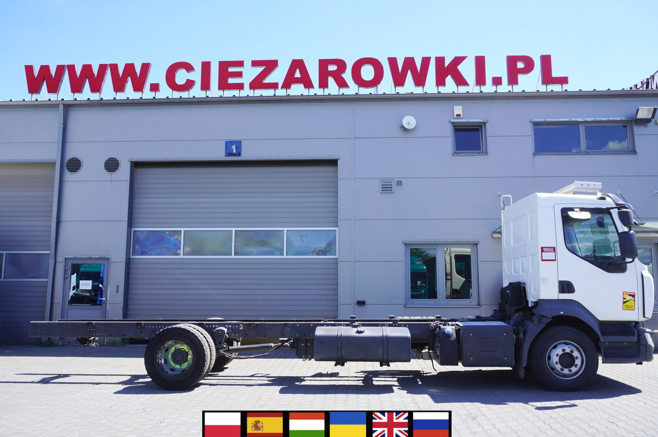 RENAULT Renault D16 / frame 7.3 m / Differential lock / 3 units - Camião transportador de contêineres/ Caixa móvel: foto 1 RENAULT Renault D16 / frame 7.3 m / Differential lock / 3 units - Camião transportador de contêineres/ Caixa móvel: foto 1
