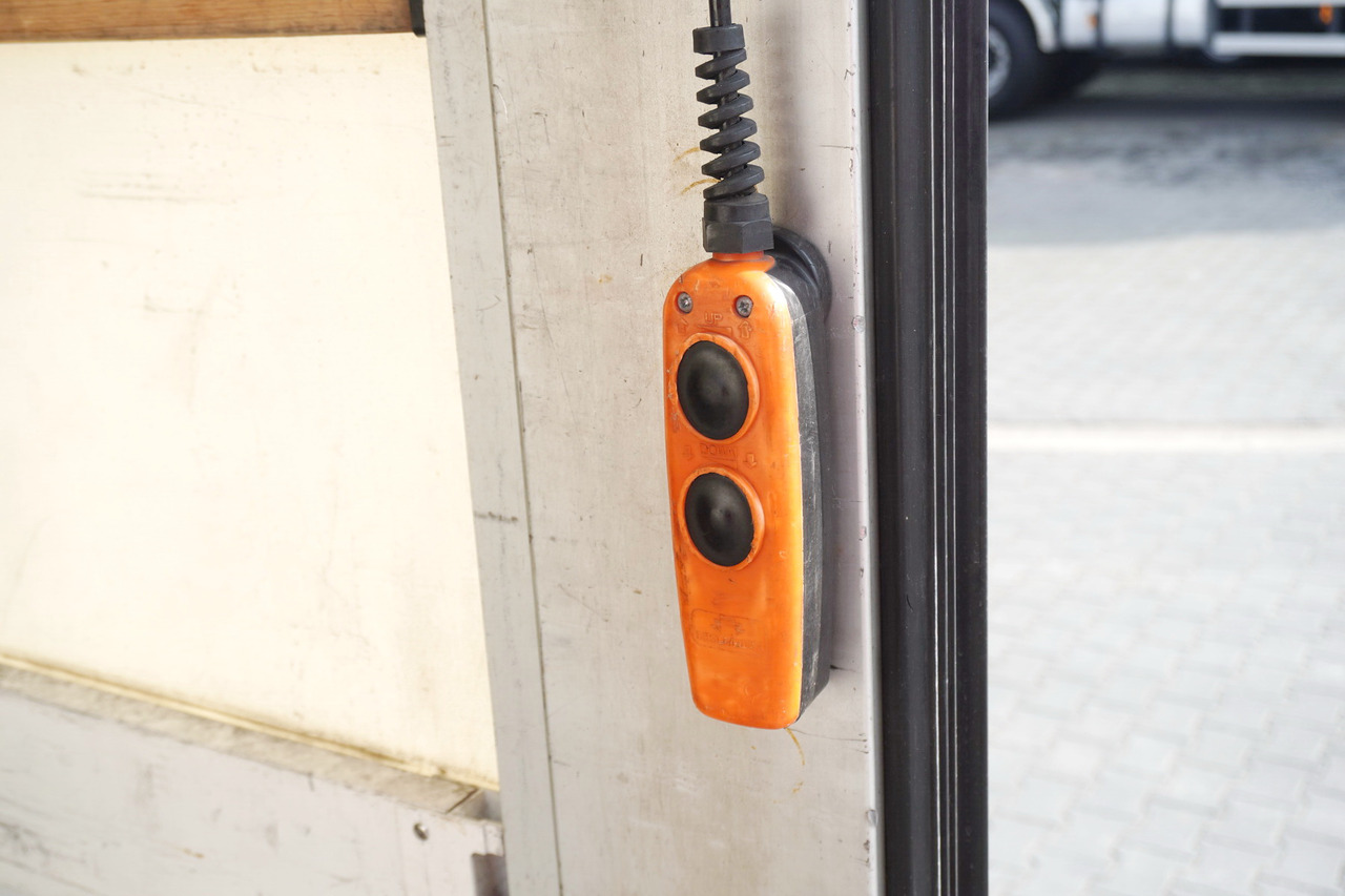 Carroçaria para furgões SAXAS Container body + lift Dhollandia 1000 kg: foto 10 Carroçaria para furgões SAXAS Container body + lift Dhollandia 1000 kg: foto 10