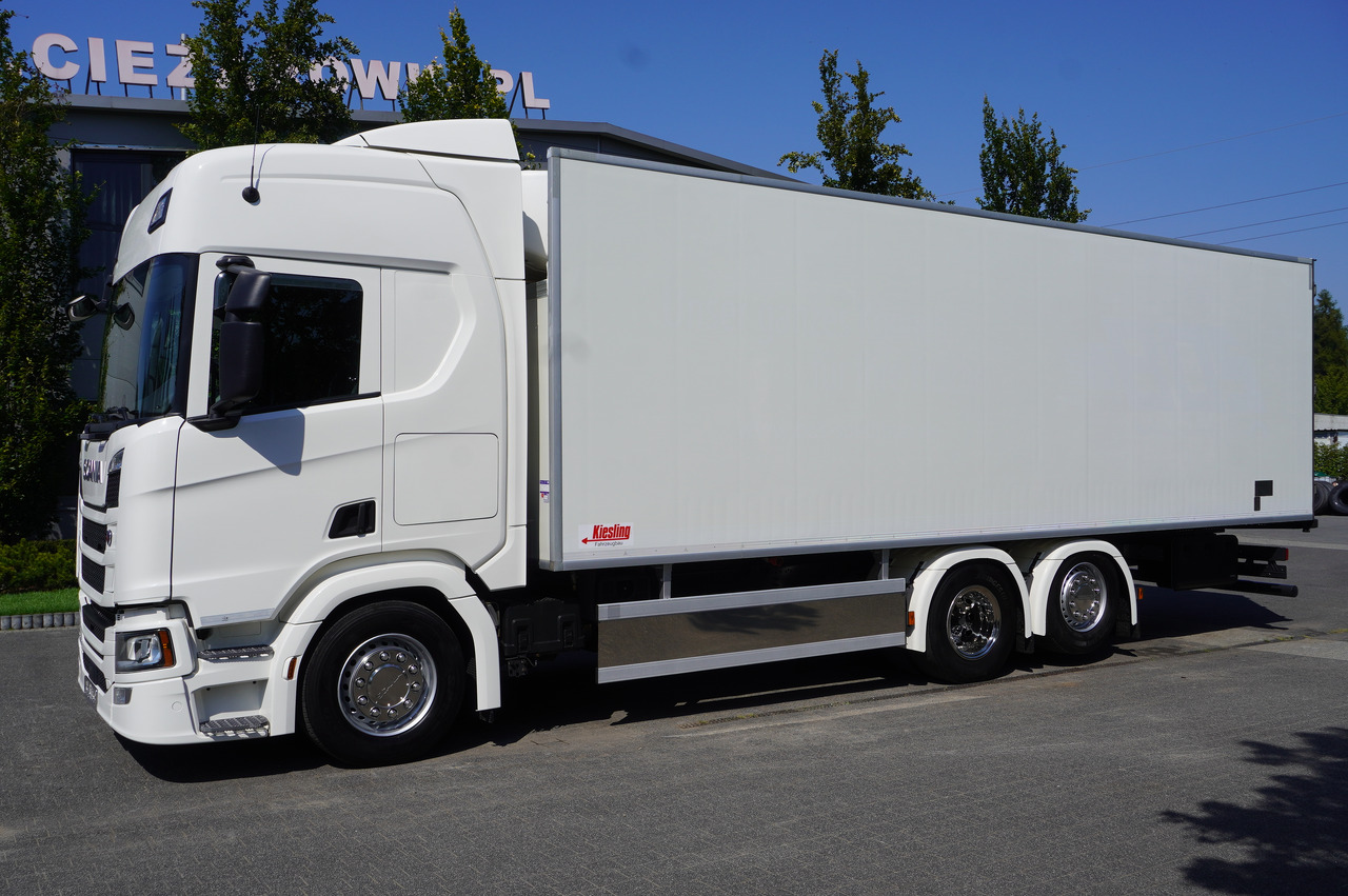 SCANIA R500 Hook-Up Refrigerated Truck KIESLING 20 EPAL / Carrier Supra 1250 Silent - Camião frigorífico: foto 2 SCANIA R500 Hook-Up Refrigerated Truck KIESLING 20 EPAL / Carrier Supra 1250 Silent - Camião frigorífico: foto 2