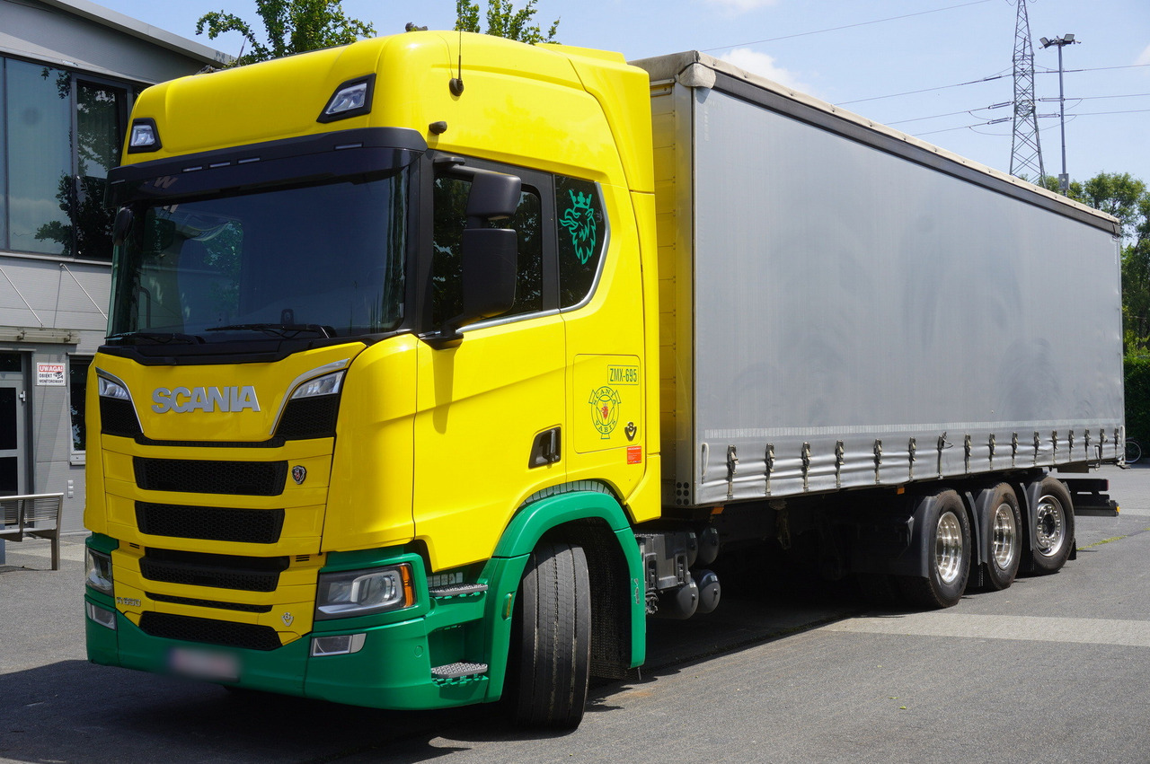 SCANIA R650 V8 8x4 /4 / 2020 / Curtainsider 23 EPAL - Camião de lona: foto 2 SCANIA R650 V8 8x4 /4 / 2020 / Curtainsider 23 EPAL - Camião de lona: foto 2