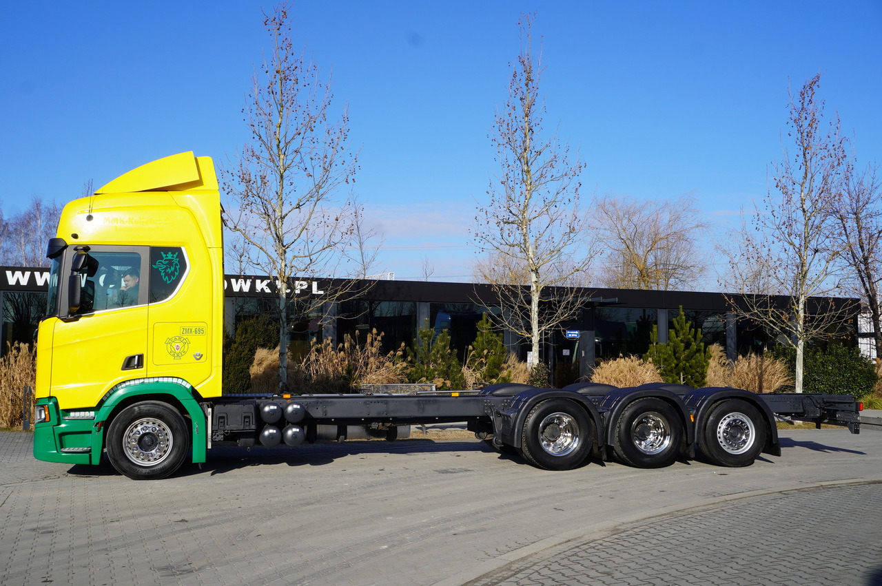 SCANIA R650 V8 8x4/4 E6 / 2020 / Frame 9.7 m! - Camião grua: foto 2 SCANIA R650 V8 8x4/4 E6 / 2020 / Frame 9.7 m! - Camião grua: foto 2