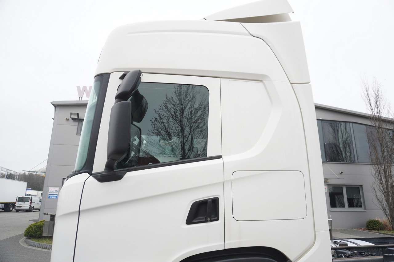 Camião grua Scania G540 8x4 / Chassis 8.7 m / Steered axle / 2021: foto 12