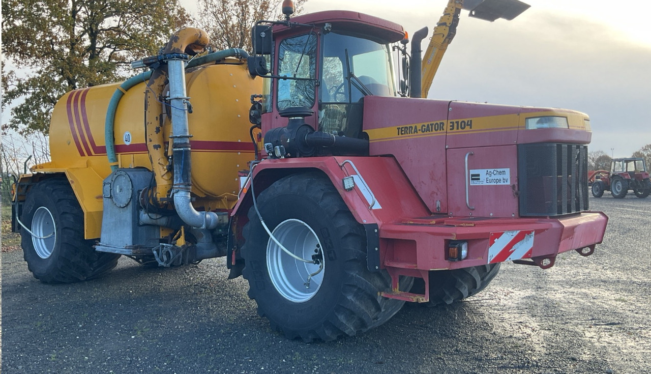 TERRA-GATOR TG 3104 Self-propelled liquid manure spreader - Espalhador de estrume: foto 4 TERRA-GATOR TG 3104 Self-propelled liquid manure spreader - Espalhador de estrume: foto 4