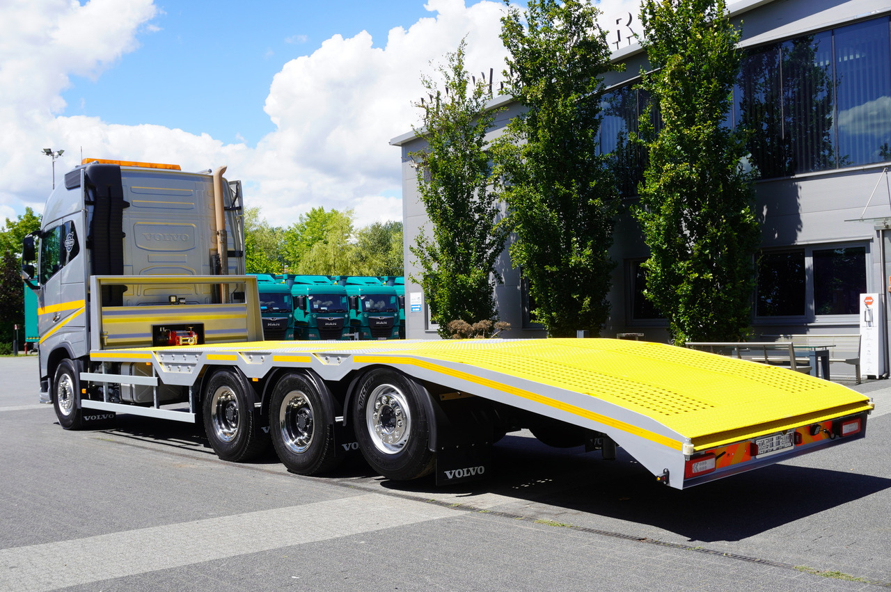Camião transporte de veículos VOLVO FH16 750 8x4 / NEW TOW TRUCK 9 m / Load 26 t / Steered axle: foto 8