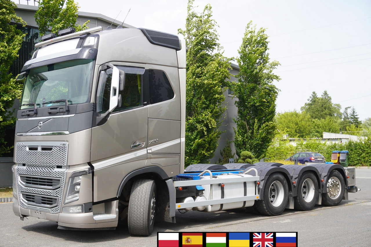 VOLVO FH16 750 8x4x4 / 750 HP! / Frame 685 cm / Steered 4th axle - Camião chassi: foto 1 VOLVO FH16 750 8x4x4 / 750 HP! / Frame 685 cm / Steered 4th axle - Camião chassi: foto 1