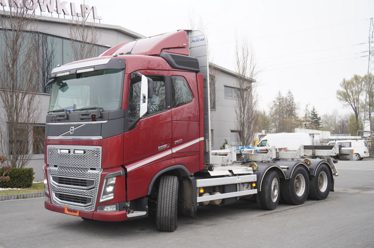 VOLVO FH16 750 / Frame 8 m / 750 HP! / 2021 / stanchion superstructure - Camião chassi: foto 1 VOLVO FH16 750 / Frame 8 m / 750 HP! / 2021 / stanchion superstructure - Camião chassi: foto 1